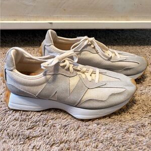 New Balance light blue beige Sneakers 327 size 9